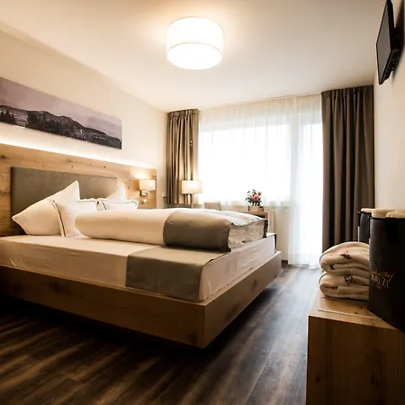 ホテル Der Walzl 4*